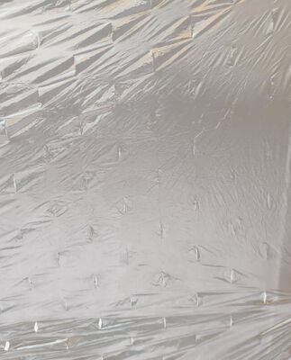 HDPE διαπερατό φιλμ για SBS υδροσταθεροποιητική μεμβράνη προσαρμόσιμη πλάτος τρύπα διανομή κοπή χτύπημα χύτευση Corona / Σιλικόνη