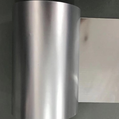Τοποθετημένη σε στρώματα PE ταινία 1250mm ταινιών αργιλίου αντίσταση δακρυ'ων πλάτους