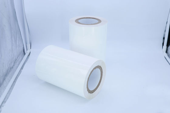 τοποθετημένη σε στρώματα PE ταινία 0.06mm