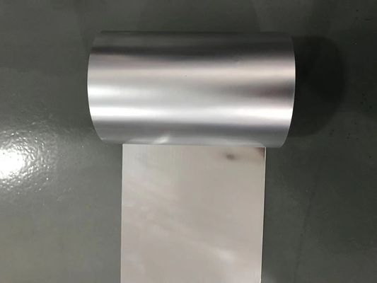 Τοποθετημένη σε στρώματα PE ταινία 1250mm ταινιών αργιλίου αντίσταση δακρυ'ων πλάτους