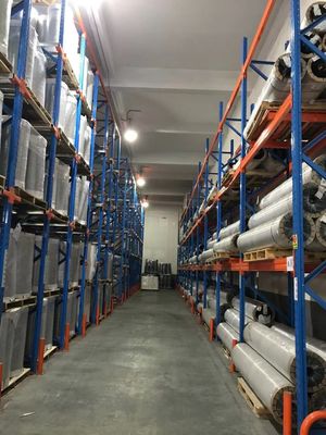 Η υψηλής θερμοκρασίας σιλικόνη αντίστασης έντυσε το σκάφος της γραμμής απελευθέρωσης για τις μεμβράνες πίσσας
